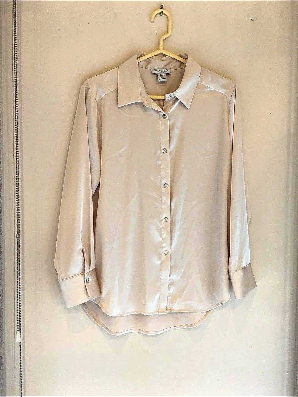 Rachel Zoe Button Down Shirt in Cream Size Large Like New